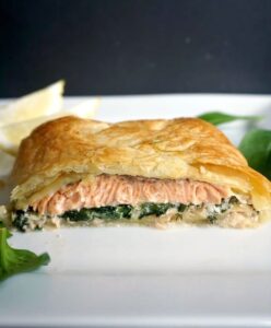 PUFF PASTRY SALMON (SALMON WELLINGTON) RECIPE